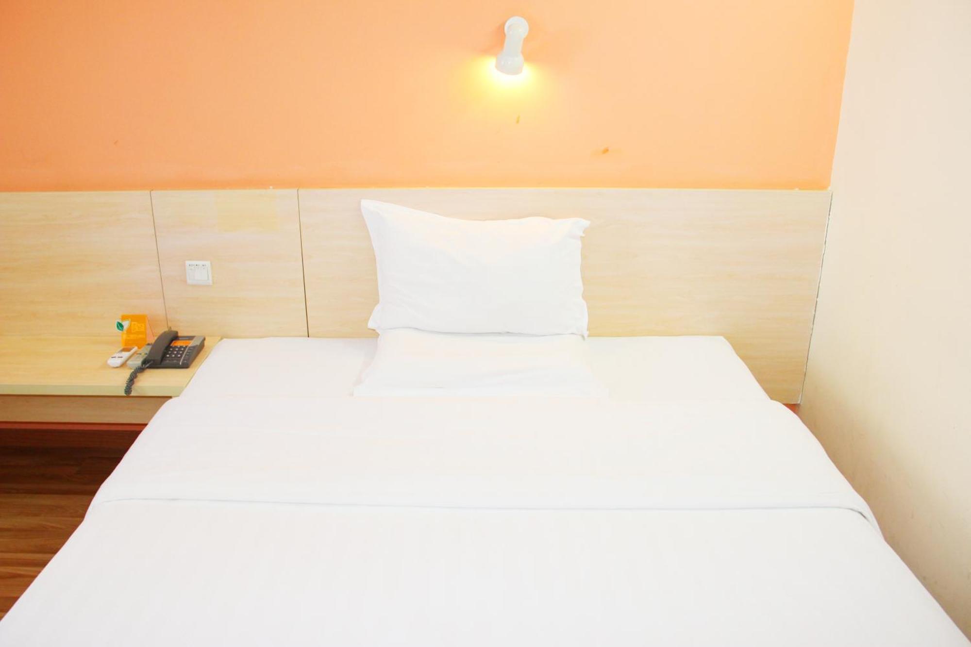 7Days Inn Beijing Laiguangying Exterior foto